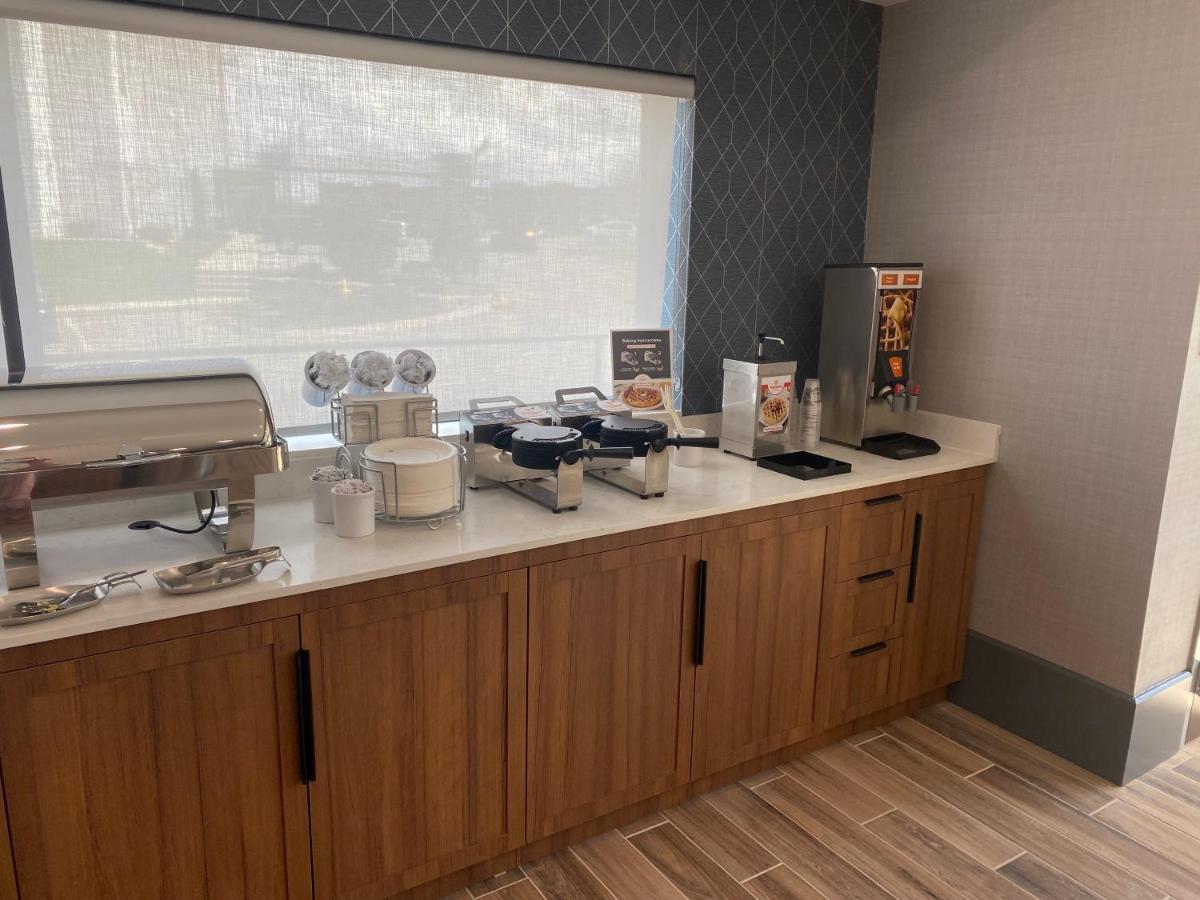 Comfort Inn & Suites Gallatin - Nashville Metro Экстерьер фото