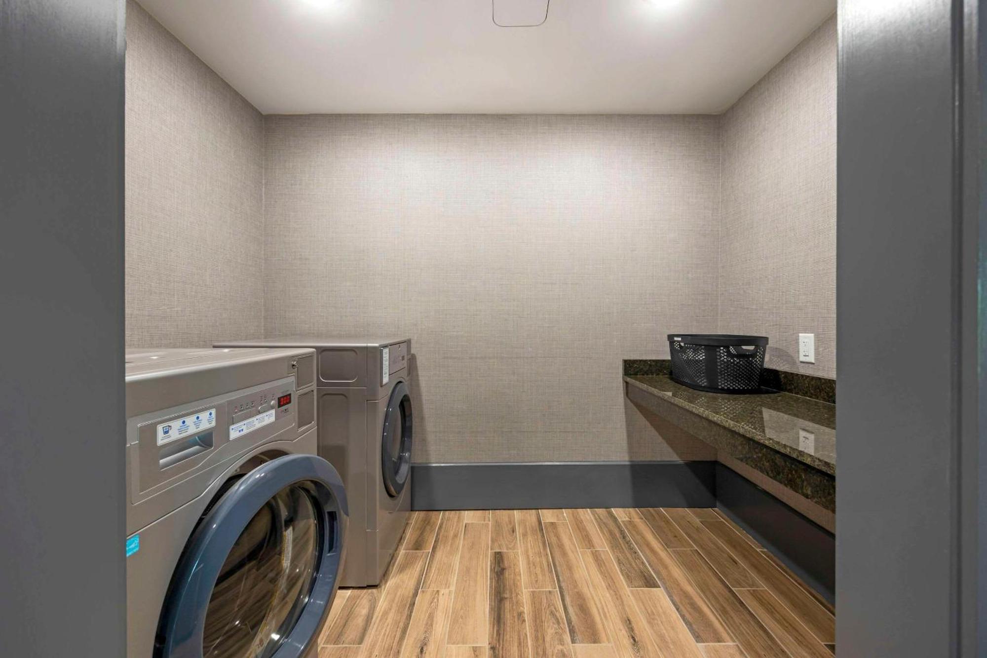 Comfort Inn & Suites Gallatin - Nashville Metro Экстерьер фото